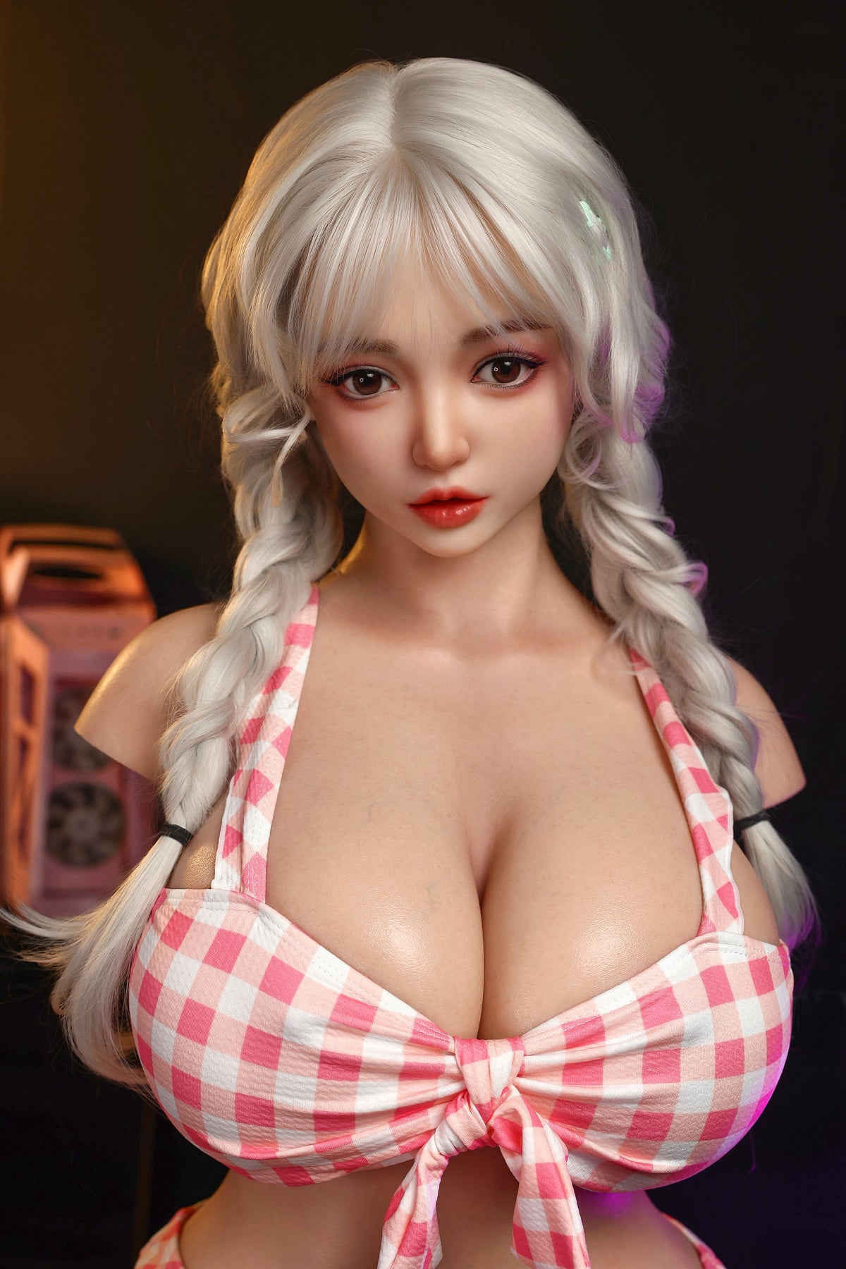 Realistic roaring bear-shaped sex doll, made of silicone material, featuring vaginal clamping and suction functions, moaning sound, and anatomically designed for adults.19-171