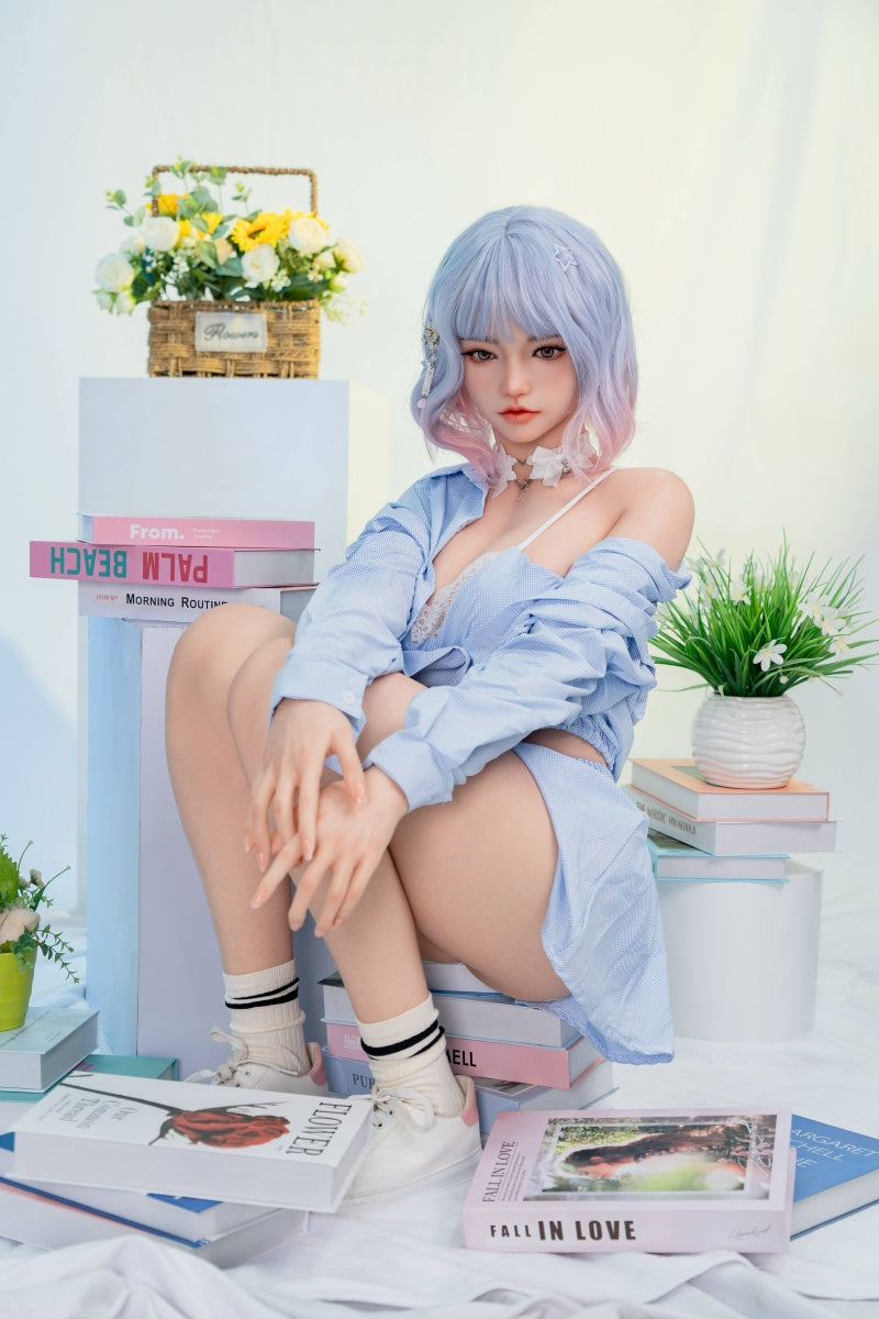 RoarBear Model 475 | 159cm Premium Silicone Doll craftsmanship view two