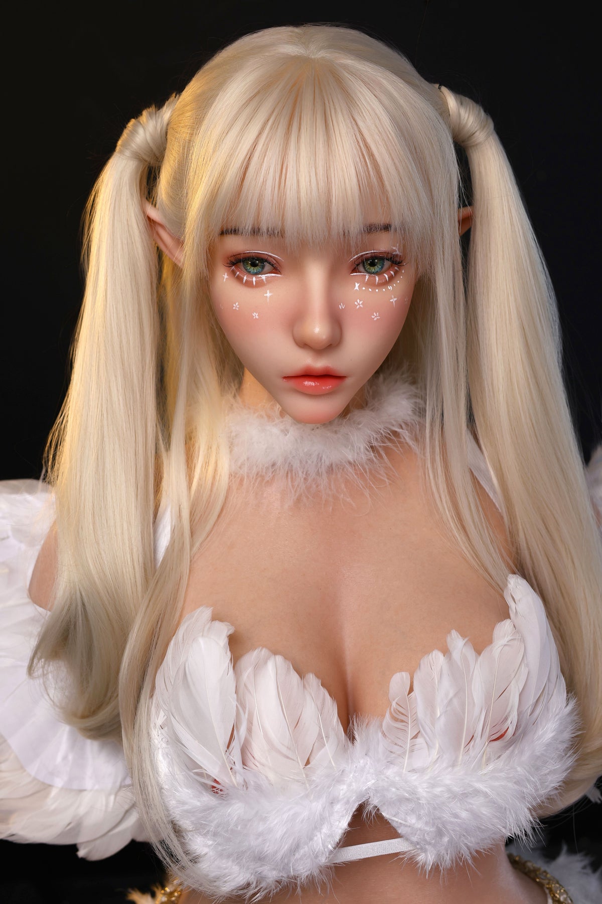 Realistic roaring bear-shaped sex doll, made of silicone material, featuring vaginal clamping and suction functions, moaning sound, and anatomically designed for adults.16-213
