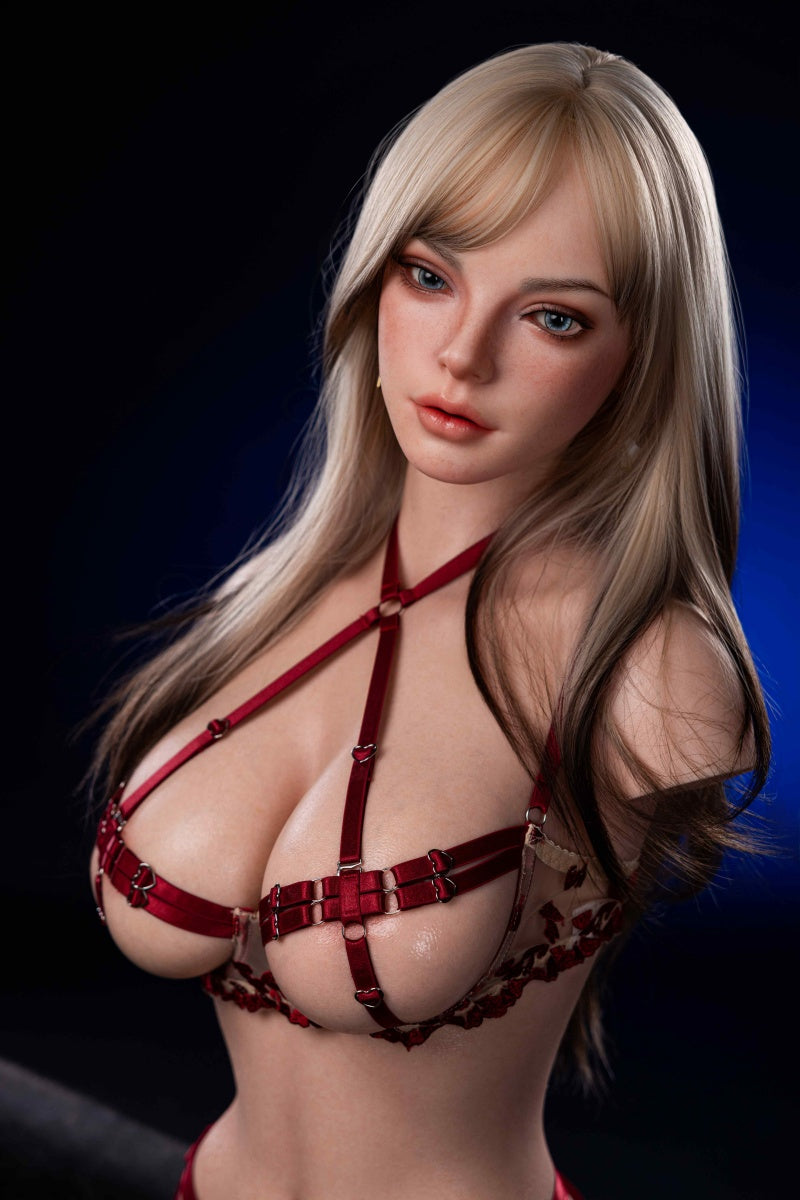 Realistic roaring bear-shaped sex doll, made of silicone material, featuring vaginal clamping and suction functions, moaning sound, and anatomically designed for adults.12-1
