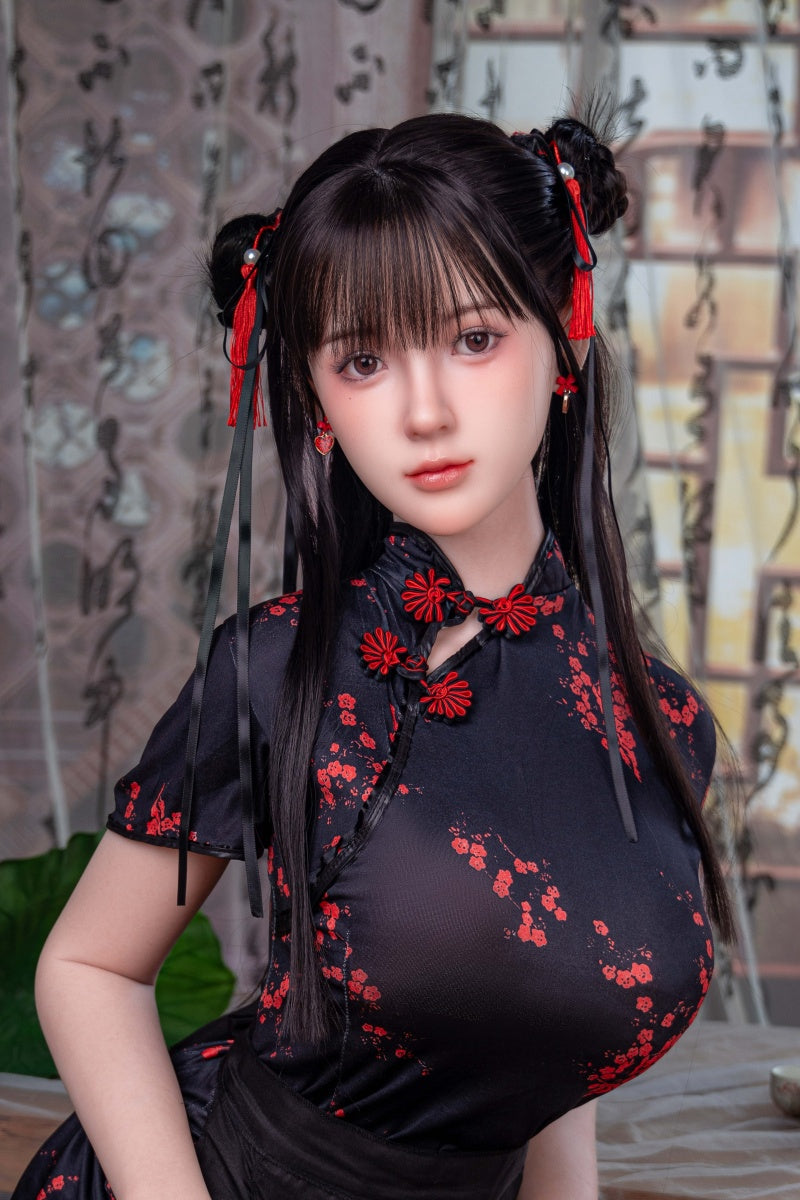 Roarbear 168cm Premium Silicone Real Doll – Full-Sized with Authentic Human Texture & Sensation-455 silicone surface detail