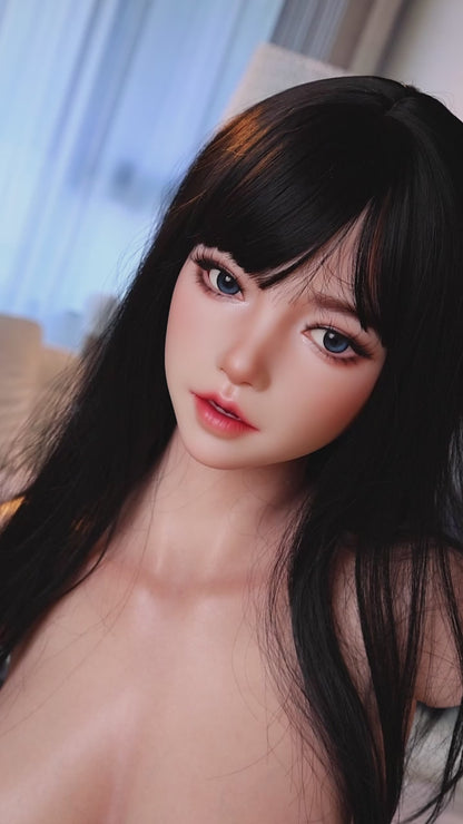 Realistic roaring bear-shaped sex doll, made of silicone material, featuring vaginal clamping and suction functions, moaning sound, and anatomically designed for adults.14-180