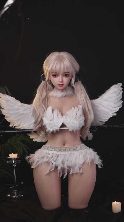 Realistic roaring bear-shaped sex doll, made of silicone material, featuring vaginal clamping and suction functions, moaning sound, and anatomically designed for adults.16-135